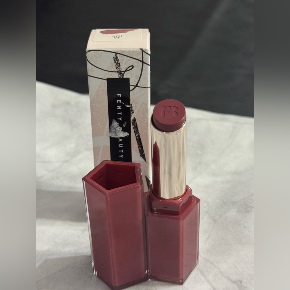NIB Fenty Beauty Gloss Bomb Stix in Shade Riki
